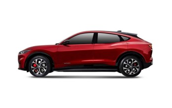 FORD USA MUSTANG MACH-E (CGW) CC 371HP (2023-06 - Σήμερα)